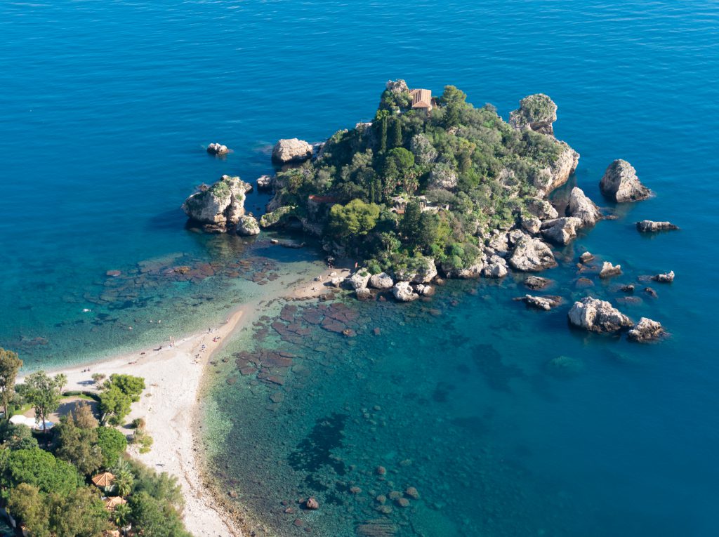 Isola Bellan saari Taorminassa